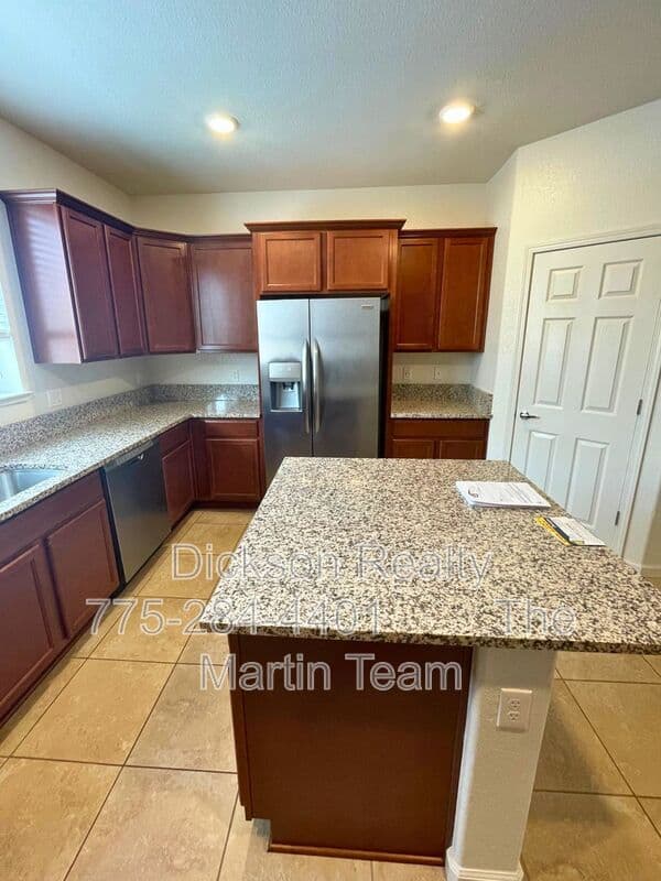 Sparks House: 3050 Sterling Ridge Circle