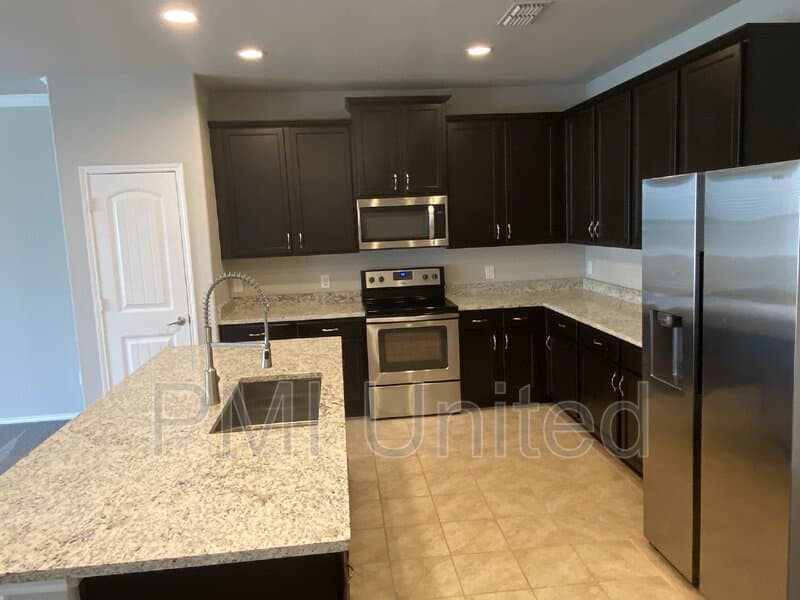 Denton House: 5424 Sea Cove Ln