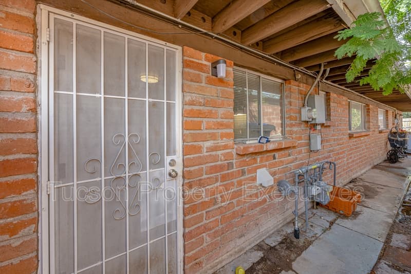 Tucson Condo: 45 East Alturas Street