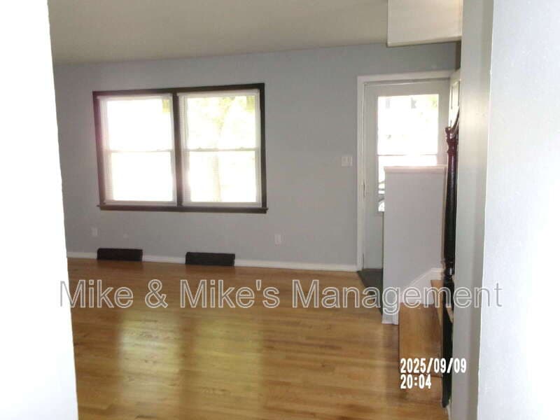 Milwaukee Condo: 6400 North 73rd Street