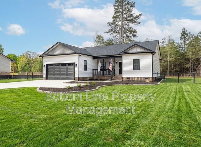 Crouse House: 2462 Shoal Rd