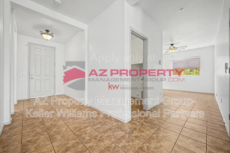 Peoria House: 12653 W Duane Ln