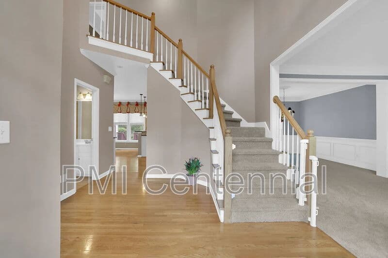 Alpharetta House: 120 Creekside Park Dr
