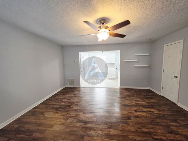 Cartersville Townhome: 17 Middlebrook Dr