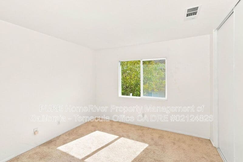 Murrieta House: 31931 Blanca Ct