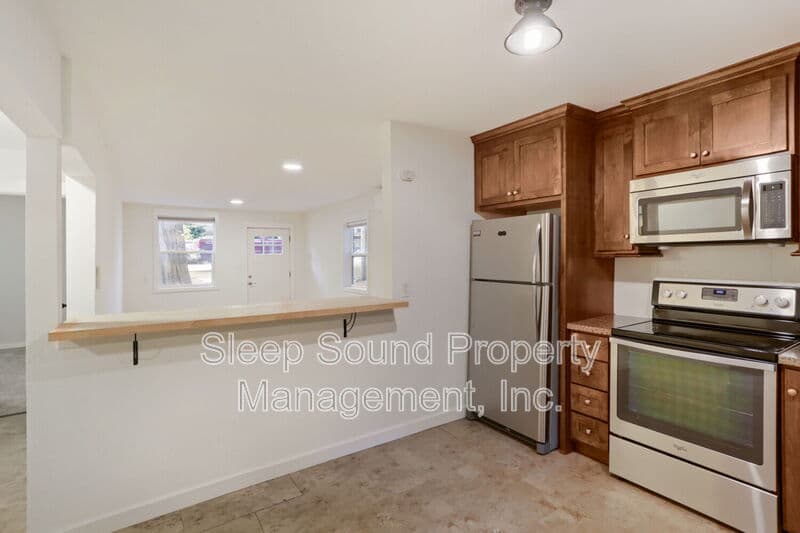 Portland House: 1802 SW Evans St