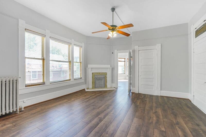 Fredericksburg Condo: 1122 Caroline St