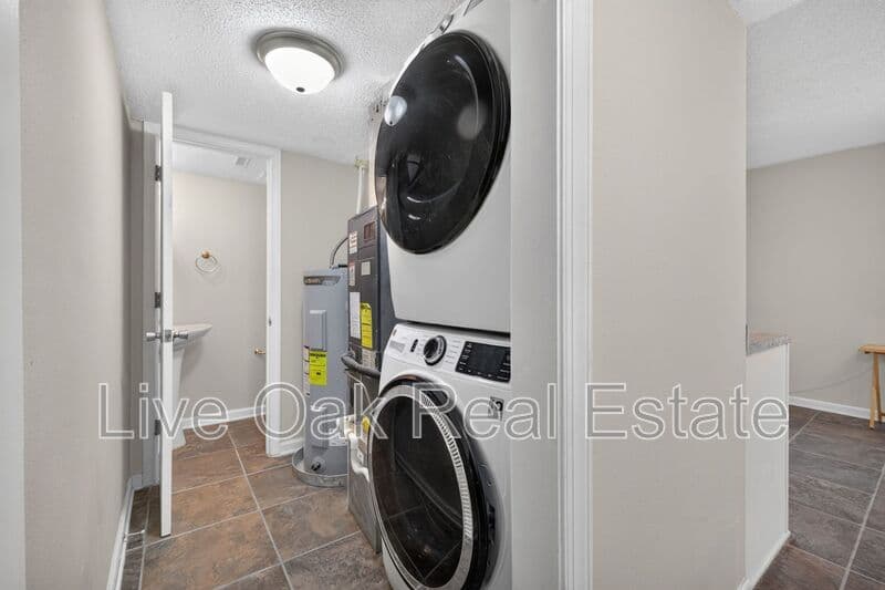 Virginia Beach House: 3061 Breslaw Ct