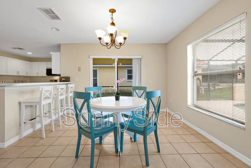 Davenport House: 441 Robin Rd