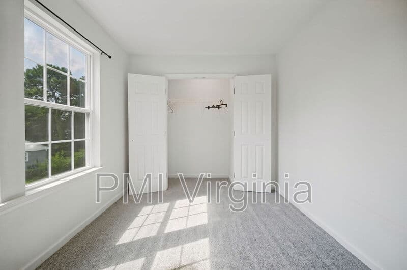 Portsmouth House: 105 Gilmerton Avenue