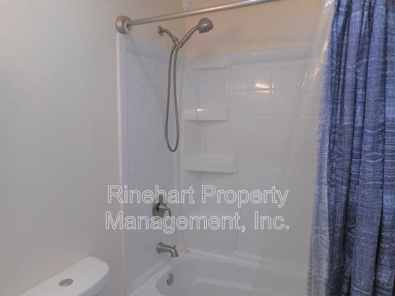 Rock Hill House: 1611 Fieldcrest Circle