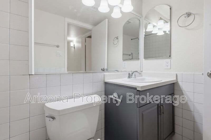 Tempe House: 2167 E. Palmcroft Dr.