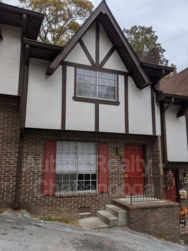 Chattanooga Condo: 19 Tunnel Boulevard