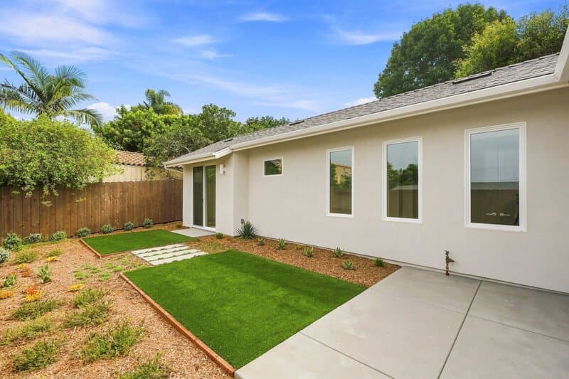 Solana Beach House: 424 North Rios Avenue