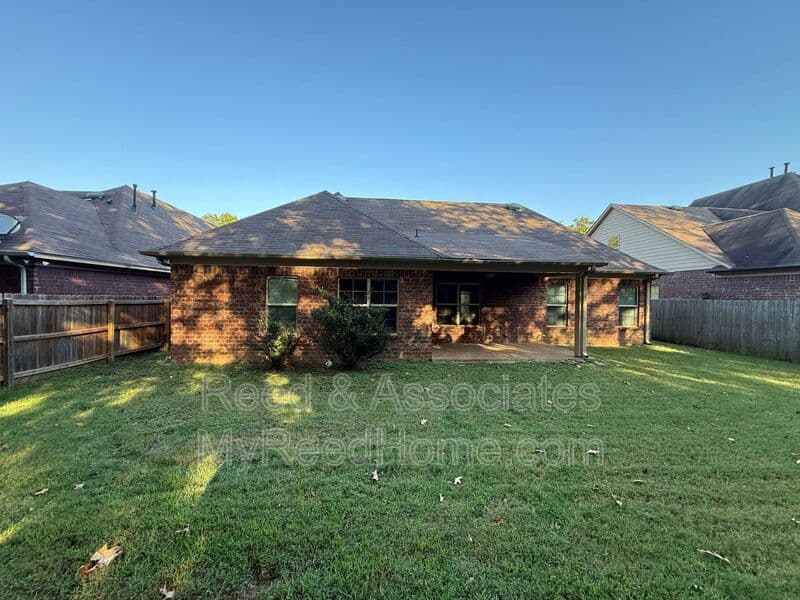 Cordova House: 1715 Bellevue Grove