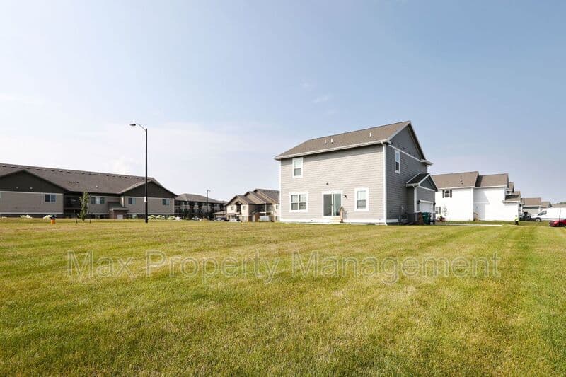 Ankeny House: 2302 SW 23rd St