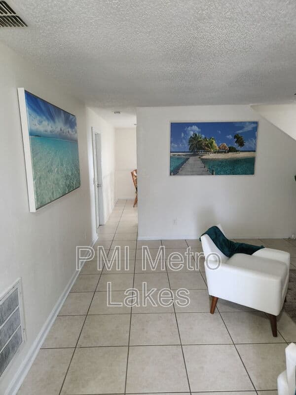 Orlando House: 5026 Aventura Blvd
