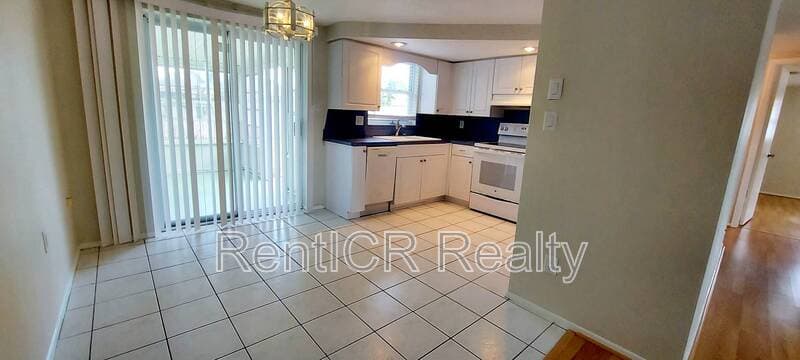 Port Richey House: 9031 Chantilly Lane
