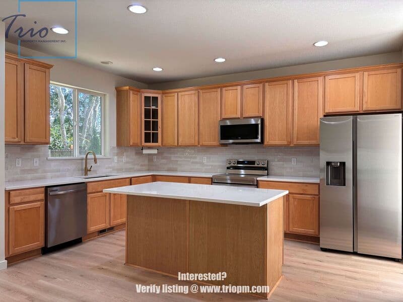 Eugene House: 1145 Ludgate Drive