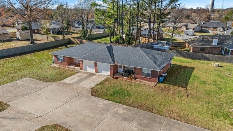 Bentonville Condo: NW 12th St