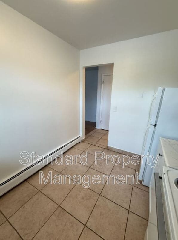 Rochester Condo: 2600 Dewey Ave (Apt 6)