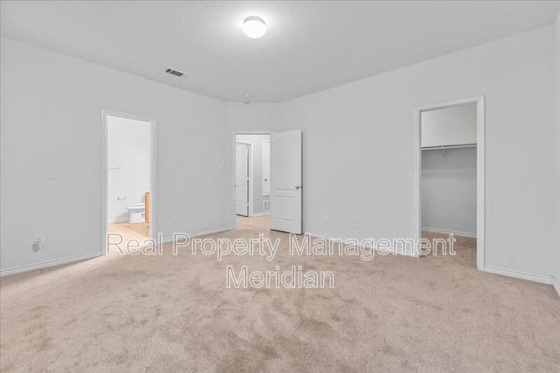 Fort Worth House: 6309 Maritime St