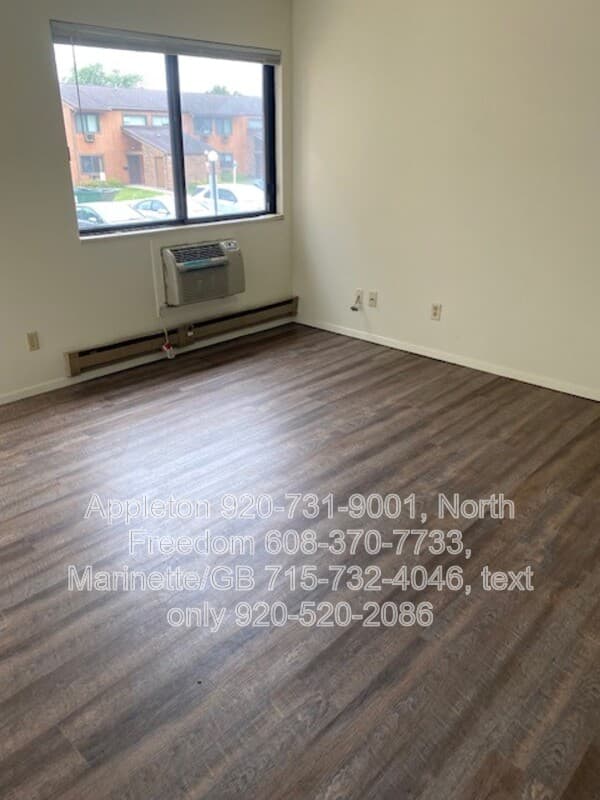 Baraboo Condo: 1117 12th Street #1