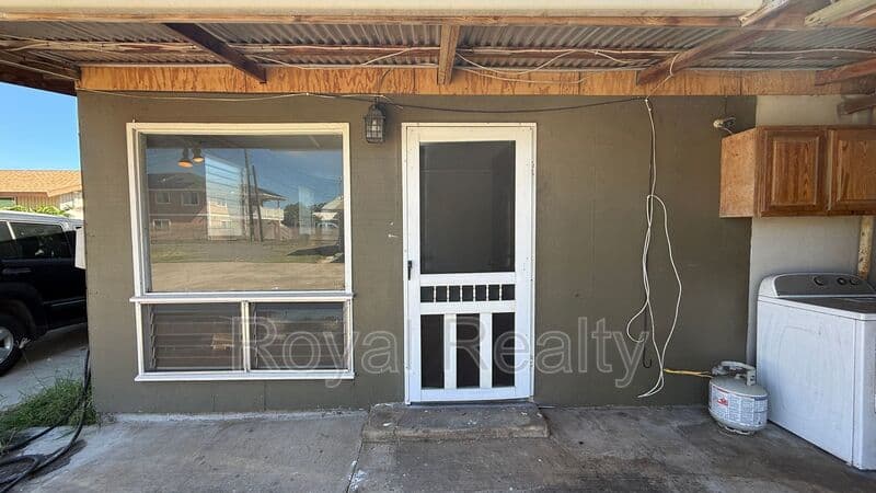 Wailuku Condo: 335 Momi Place