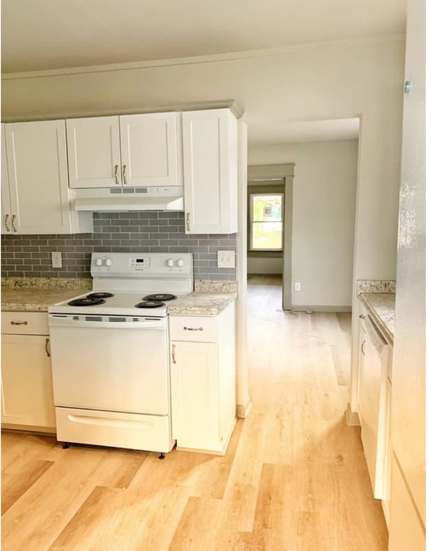 Raleigh House: 410 Chamberlain Street