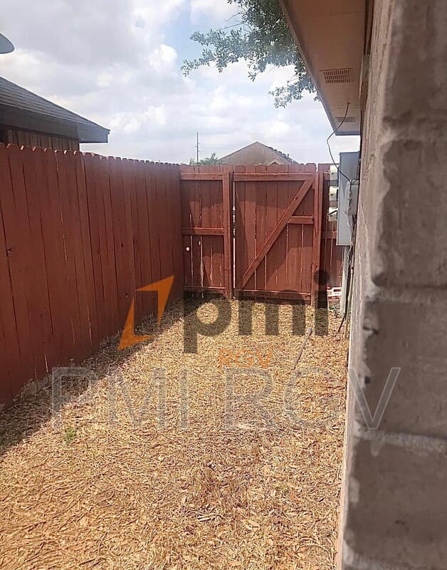 Pharr Condo: 1105 S Palm Dr