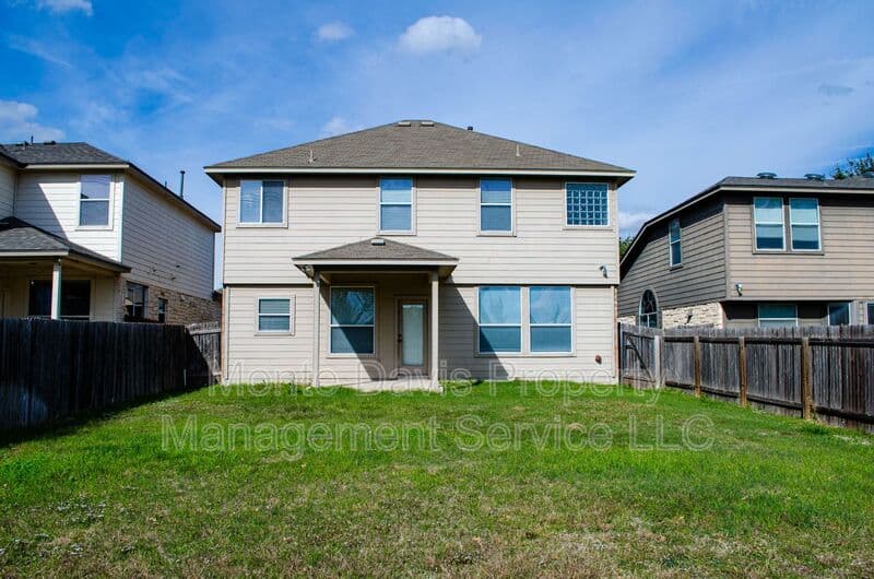 Austin House: 14213 Willow Tank Drive