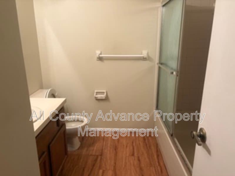 Unit 5
New Port Richey Condo: 7109 Kirsch Ct