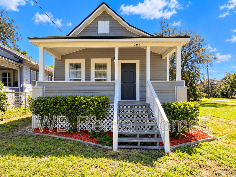 Jacksonville House: 291 Claude St