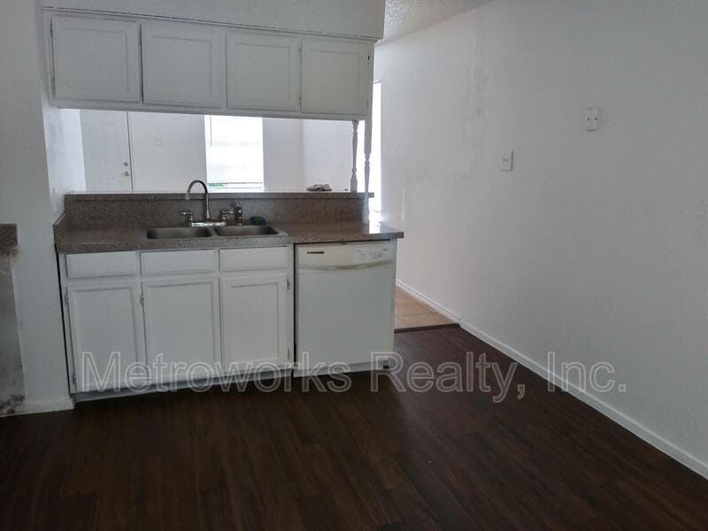 Kennedale Condo: 118 Pine Meadow Dr. - A