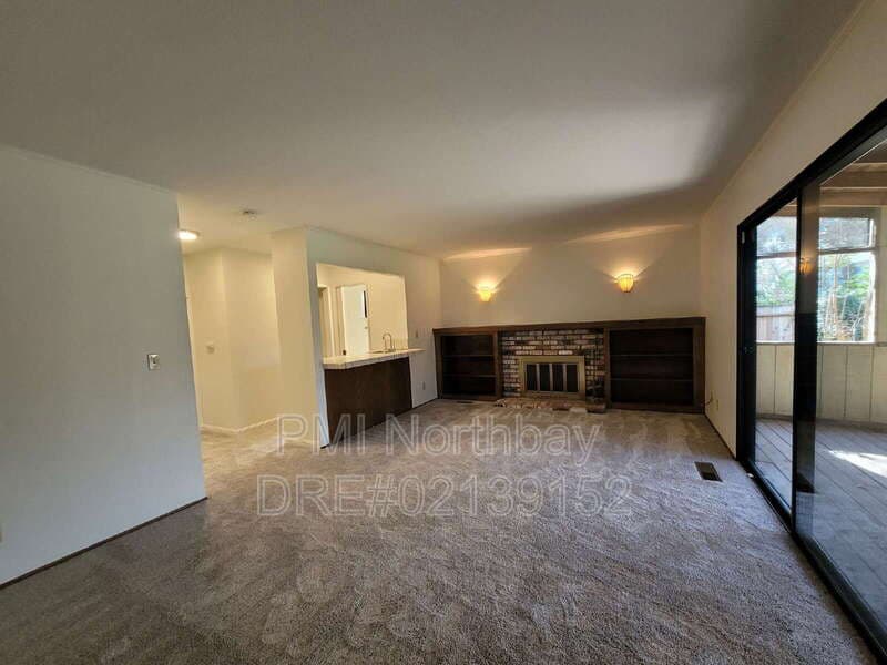 Fairfield House: 3552 Larchmont Court