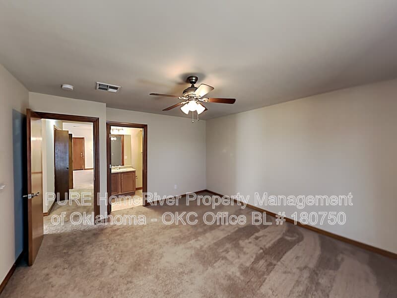 Yukon Condo: 602 Garrison Ln