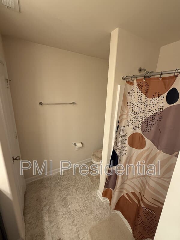 Henrico House: 7044 Hepworth Drive