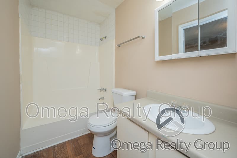 Phenix City Apartment: 901 25th Ave