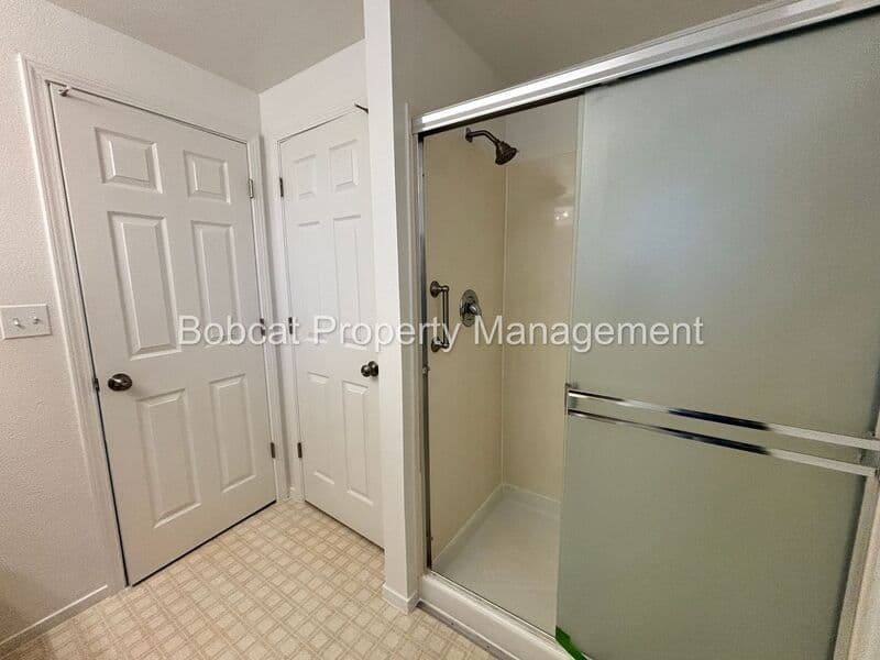 Carson City House: 707 Armory Ln