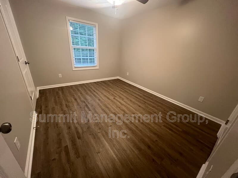 Madison Condo: Bostwick Hwy - 1563
