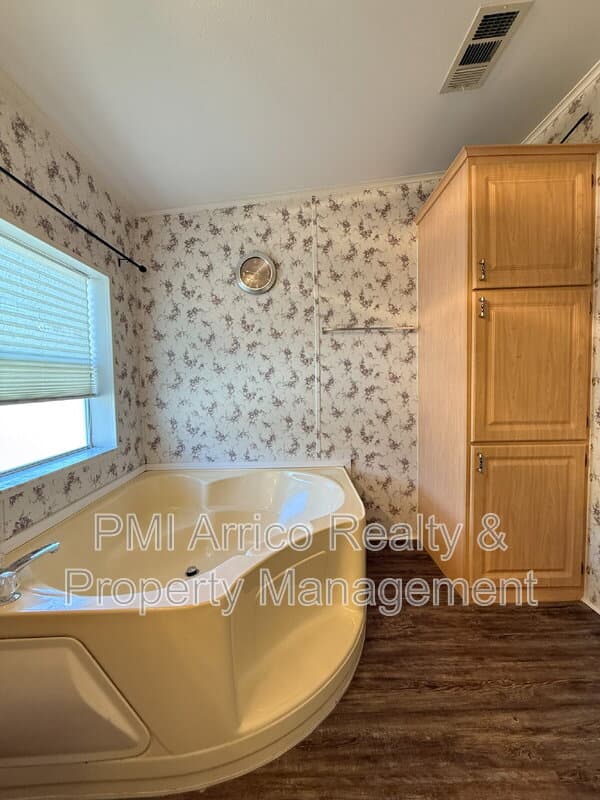 Valrico House: 3515 Zephyr Ln