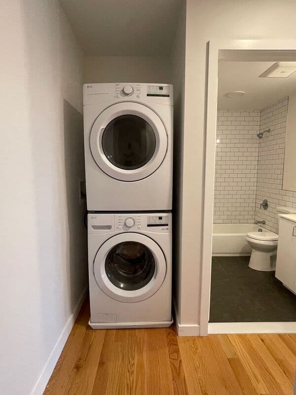 Baltimore Condo: 2527 St. Paul St