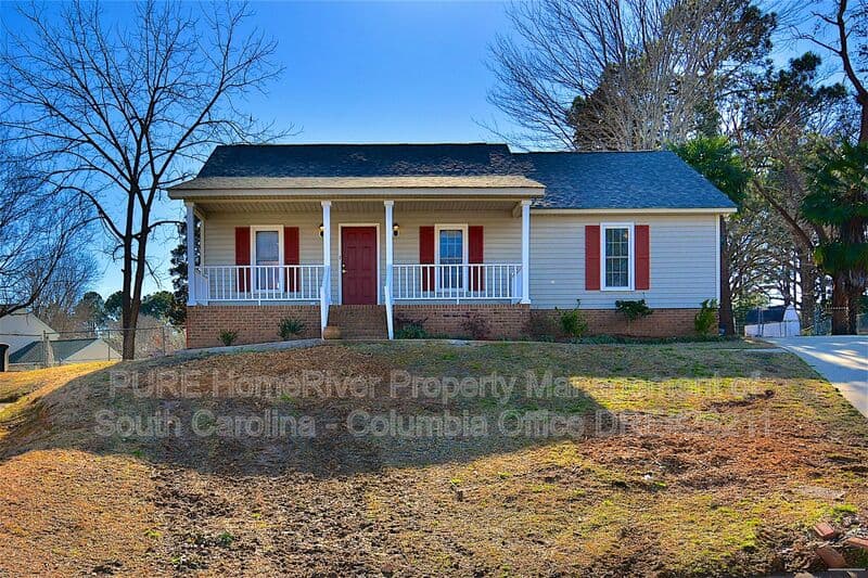 Lexington House: 213 Puller Ct