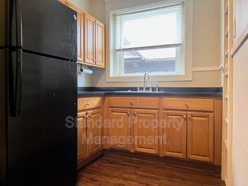 Buffalo Condo: 196 Crescent Avenue