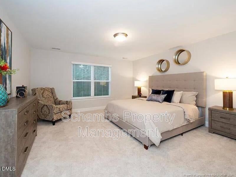 Fuquay Varina House: 1425 Queen Trigger Dr