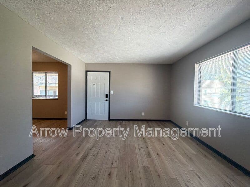 Lincoln Condo: 922 A Street