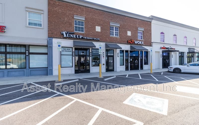 Alcoa Condo: 1110 Franck Street - 213