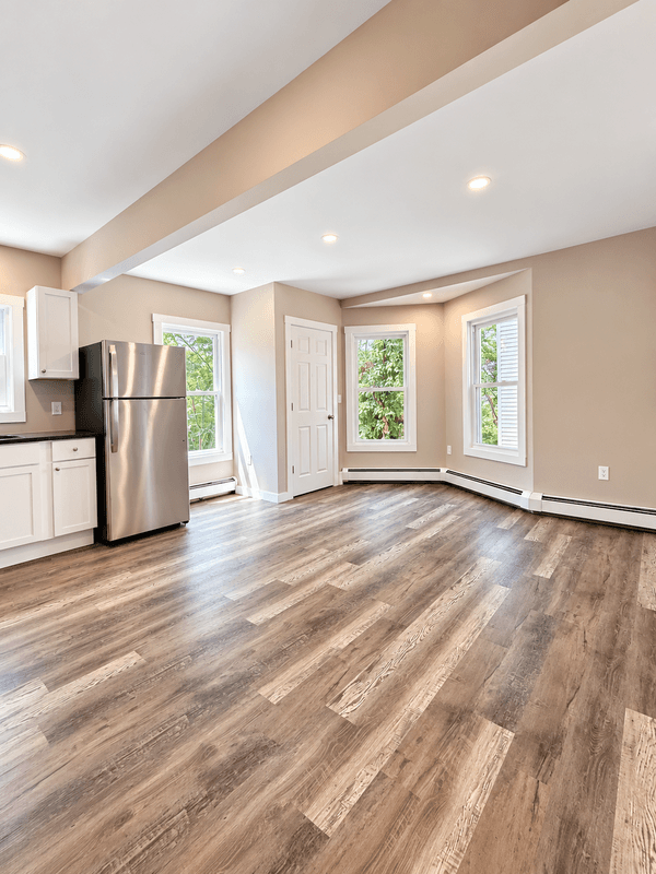 Norwich Condo: 35 Rogers Avenue - 2