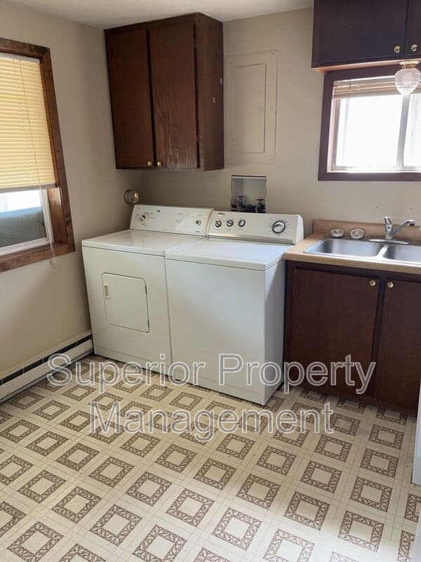 Edgemont House: 701 5th Street