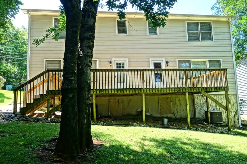 Huntsville House: 1705 Toll Gate Road SE